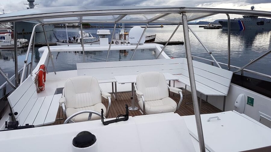 Reykjavík: New Year's Eve Northern Lights Yacht Cruise - Price and value: is $140 per person worth it?