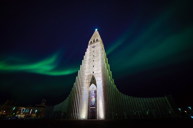 Reykjavik: Northern Lights Comfort Coach with Surprise - Who should book this coach tour