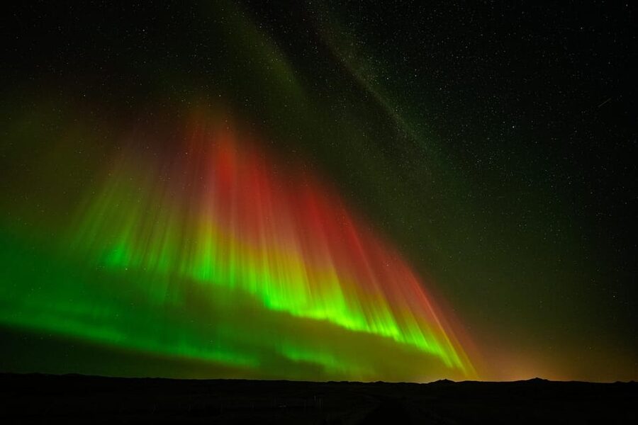 Reykjavik: Northern Lights Tour with Private Photographer - The comfort system: warm jumpsuits and outdoor chairs