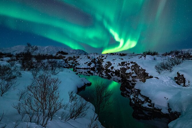 Reykjavik Northern Lights Tour with Professional Photographer - Key things to know before you go