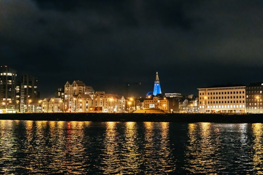 Reykjavik: Northern Lights Yacht Tour - What to pack so you enjoy the deck instead of rushing inside