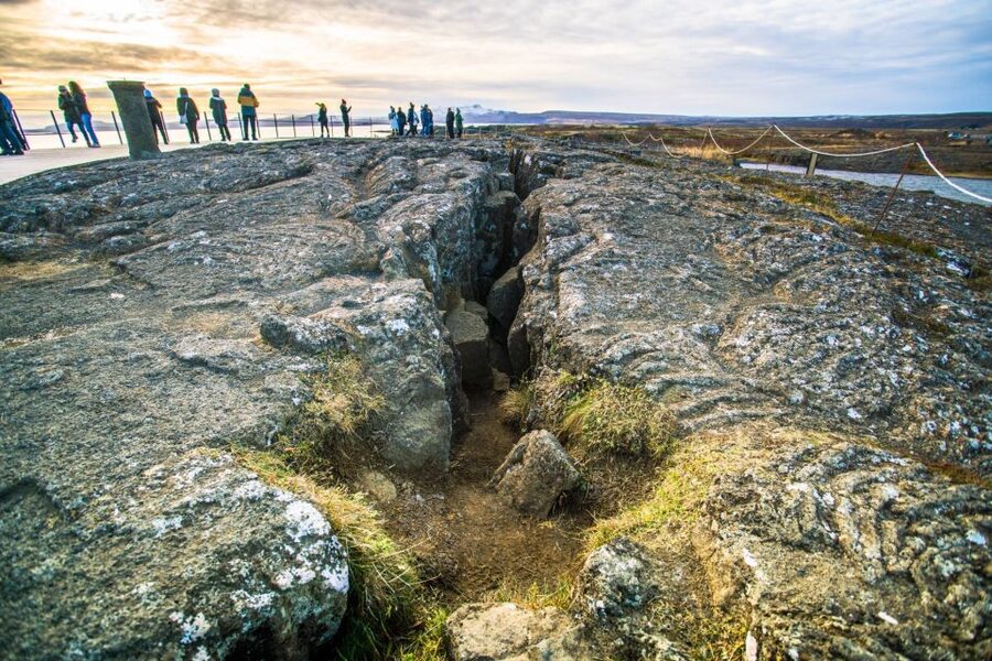 Reykjavik: Private Golden Circle and South Coast Tour - Nesjavallaleid Scenic Route, Þingvallavatn Views, and Why the Drive Starts Strong