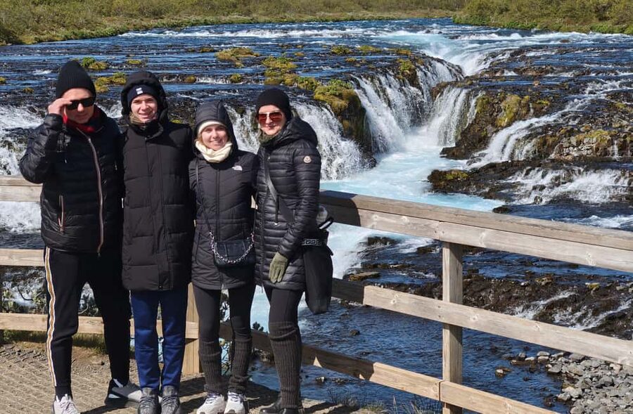Reykjavík: Private Golden Circle Tour with Kerid Crater - Brúarfoss: the Blue Waterfall stop that breaks up the crowds