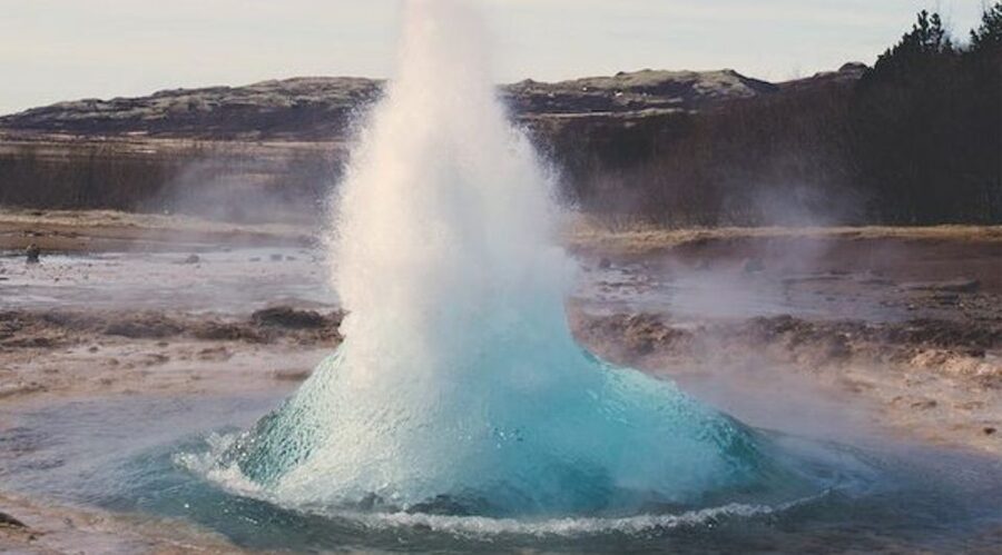 Reykjavík: Private Golden Circle Tour with Kerid Crater - Gullfoss, the Golden Falls, and how to enjoy it without rushing