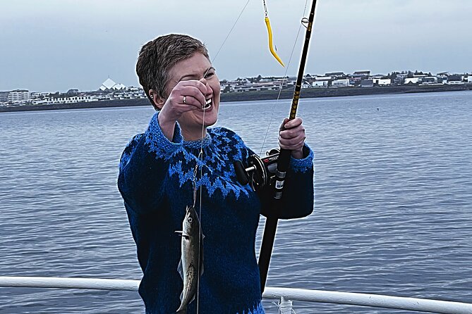 Reykjavik's Finest Catch: Guided Sea Angling Tour for All Levels - Start at Hlésgata 1, with coffee and quick setup