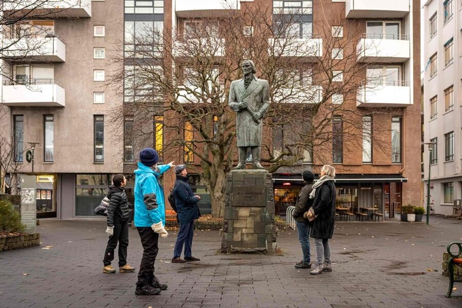 Reykjavik: Sightseeing Walking Tour with a Viking - Key things to know before you go