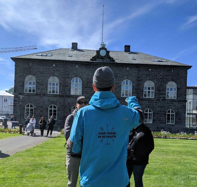 Reykjavik: Sightseeing Walking Tour with a Viking - Guide quality and group vibe, from jokes to questions