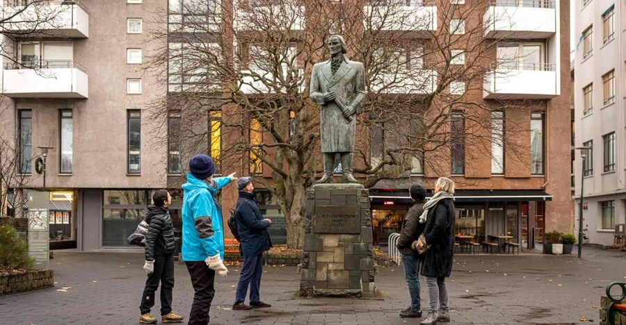Reykjavik: Sightseeing Walking Tour with a Viking - Why this Viking-led walk is the best first-day plan in Reykjavik