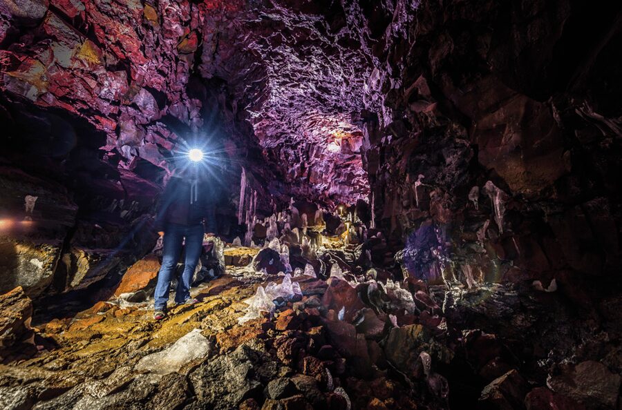 Reykjavik: Silfra Snorkeling & Lava Tunnel Adventure Combo - The switch to Thingvellir, UNESCO setting and tectonic plates