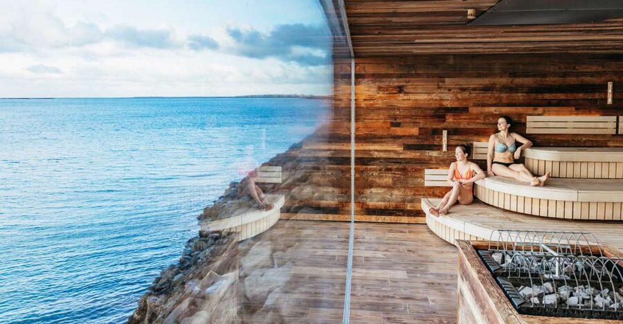Reykjavik: Sky Lagoon Admission with Transfer - Key things you’ll notice at Sky Lagoon