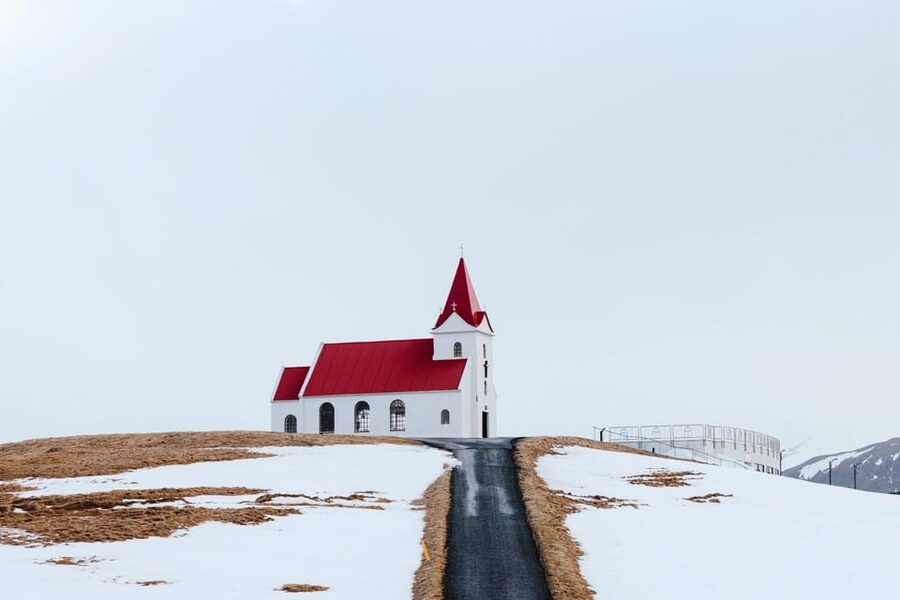Reykjavik: Snæfellsnes Day Trip with Vatnshellir Lava Cave - What to pack and how to make the day feel comfortable