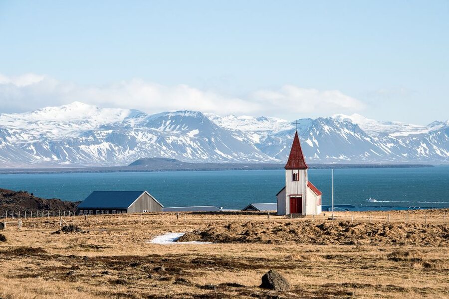 Reykjavik: Snaefellsnes & Mt. Kirkjufell Guided Minibus Tour - Kirkjufell: why this mountain is worth the detour