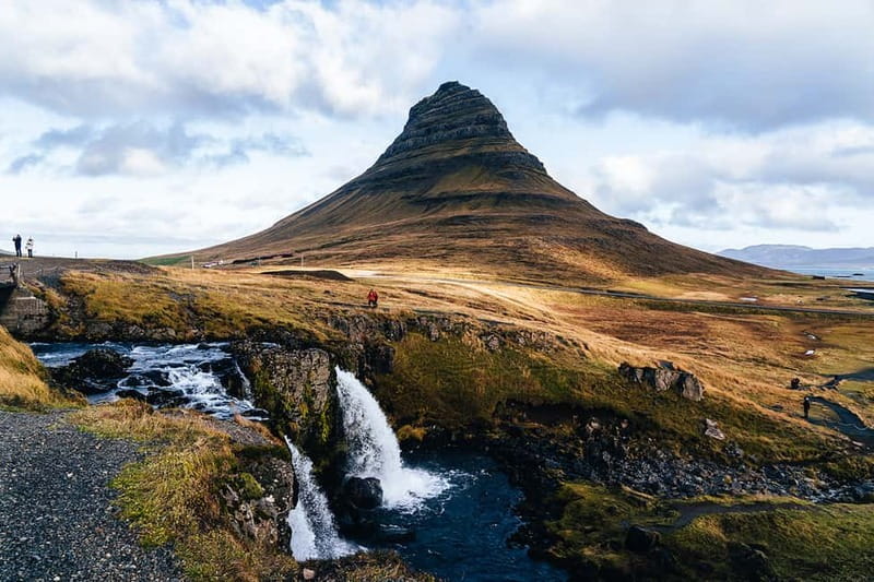 Reykjavik: Snæfellsnes & Mt. Kirkjufell Small Group Tour - Pacing, group energy, and what guides do to make it work