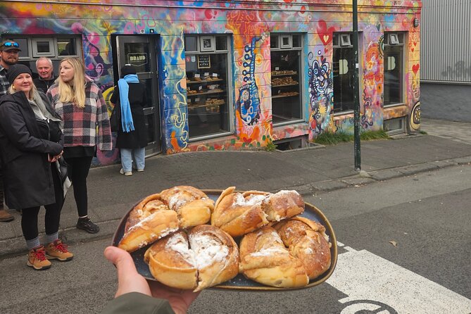 Reykjavik Street Food Walking Tour - Pace, Weather, and What to Wear