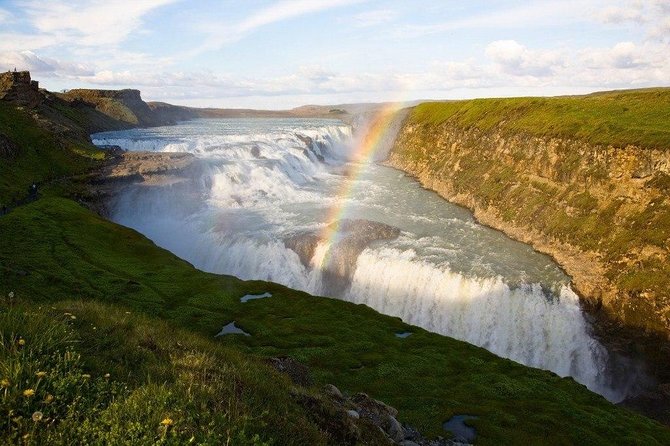 Reykjavik: The Lava Tunnel and Golden Circle Small-Group Tour - Price and value for $203.87, what you’re really paying for