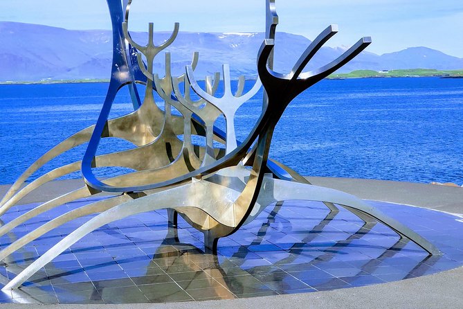 Reykjavik the Northernmost capital in the world - Stop 5: Reykjavik City Hall and the pond-side design for birds