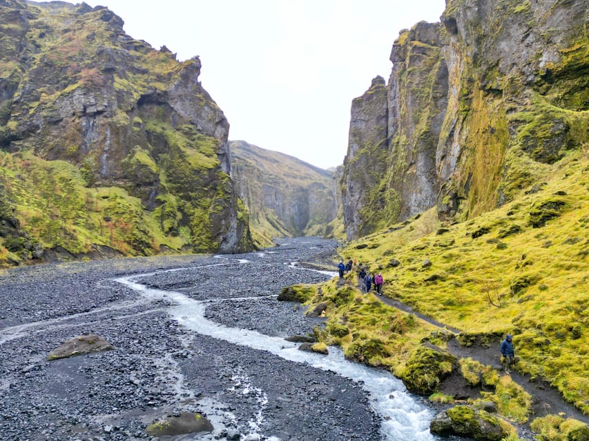 Reykjavik: Thorsmork Valley & Eyjafjallajökull Glacier Tour - Pickup, drive, and the Hellisheiði Plateau setup