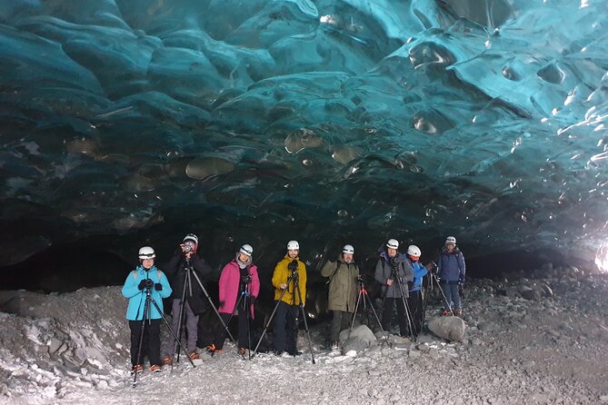 Sapphire Ice Cave Tour from Jökulsárlón - Extra Small Group - What to Wear and Bring for Iceland Weather