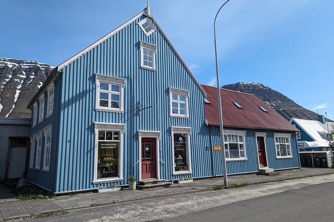 Self-Guided Tour of Ísafjörður: Art, History, and Architecture - Kerecis and the fish-skin twist: old heritage, new biotech
