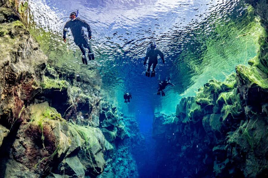 Silfra: Snorkel Between Continents. Free Professional Photos - The 2.5-hour flow: Safety brief, short walk, snorkel window, and a warm finish