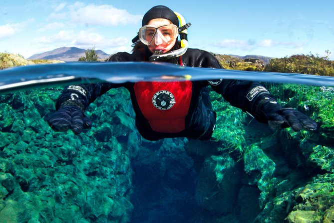 Silfra: Snorkeling Between Tectonic Plates - Meet on Location - From the Meeting Point to Silfra Hall: What That Short Walk Changes