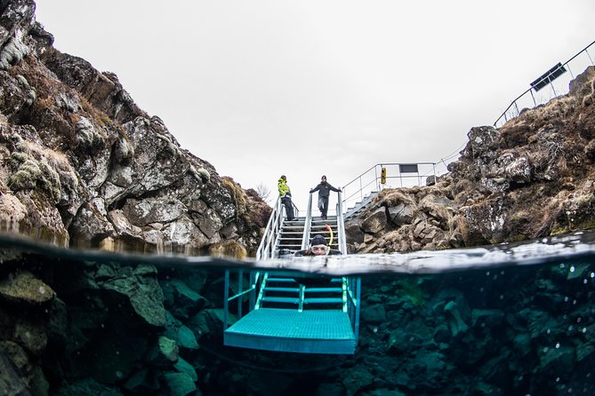Silfra: Snorkeling Between Tectonic Plates Pick Up from Reykjavik - What the water feels like, and what to do on your first cold-water entry