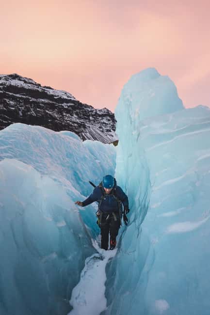 Skaftafell: Blue Ice Maze Glacier Hike on Vatnajökull - Guides and small-group pacing: safety plus personality