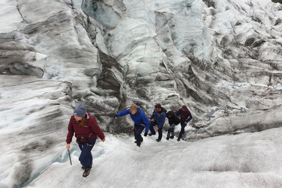 Skaftafell: Extra-Small Group Glacier Hike - Who should book this glacier hike in Skaftafell?