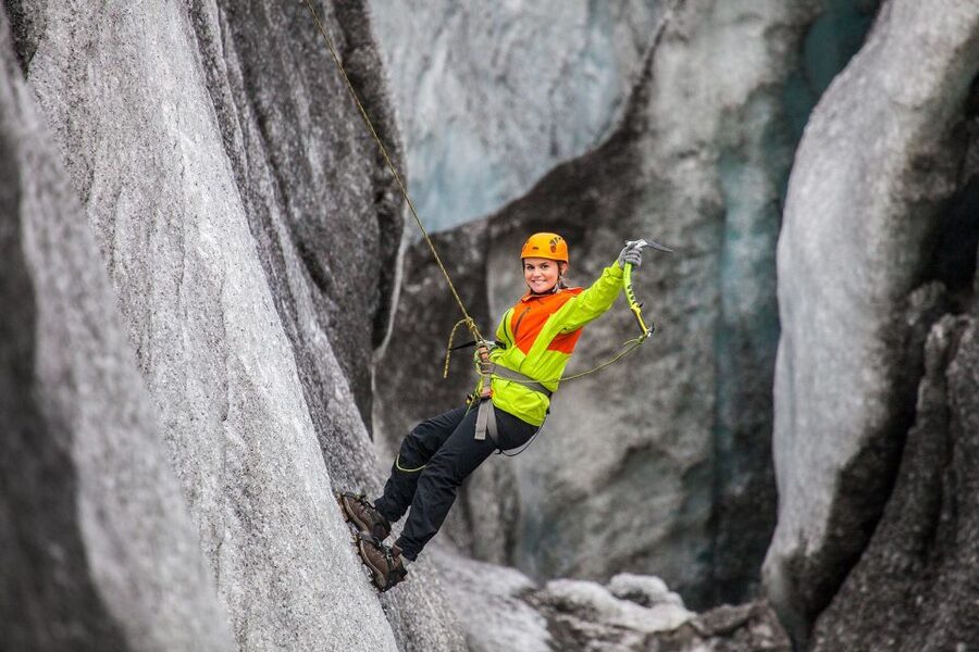 Skaftafell: Glacier Hike and Ice Climbing Guided Experience - Glacier Hike on Falljökull, Expect Crevasses and Big Views