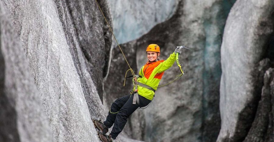 Skaftafell: Glacier Hike and Ice Climbing Guided Experience - The Meeting Point, the Small-Group Setup, and Why It Matters