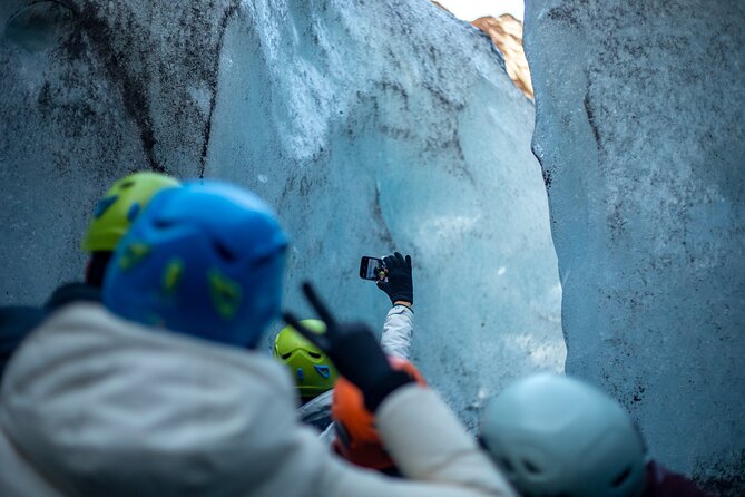Skaftafell Ice Caving & Glacier Hike - Your on-glacier plan: what happens during the 4 hours
