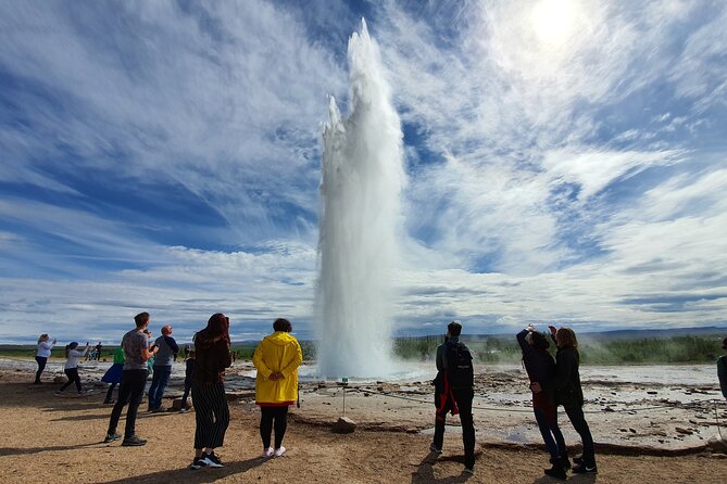 Small-Group Golden Circle, Blue Lagoon with Ticket & Kerid Crater - A smart Iceland “hits and soaks” day from Reykjavik