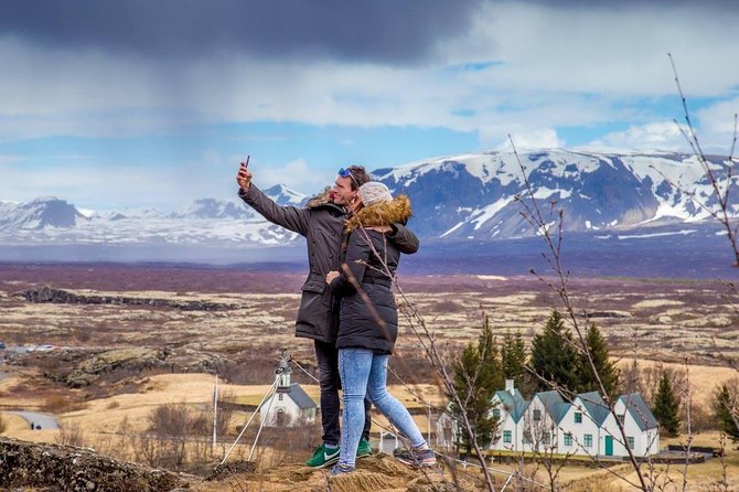 Small-group Golden Circle Classic Tour from Reykjavik - Golden Circle in a small minibus, not a big bus