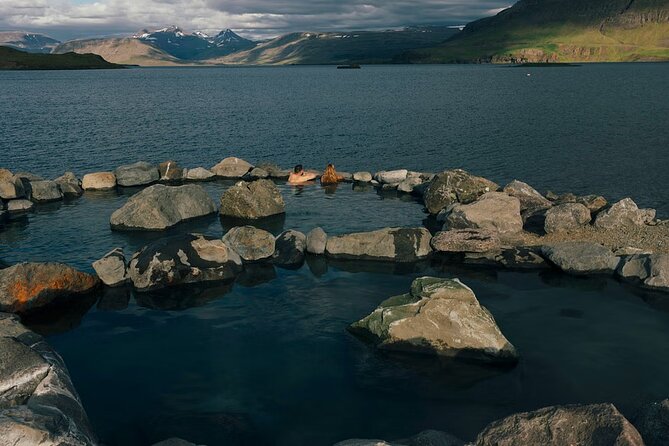 Small-Group Golden Circle, Hvammsvík Spa with Ticket & Crater - Þingvellir National Park: where plates split and laws happened