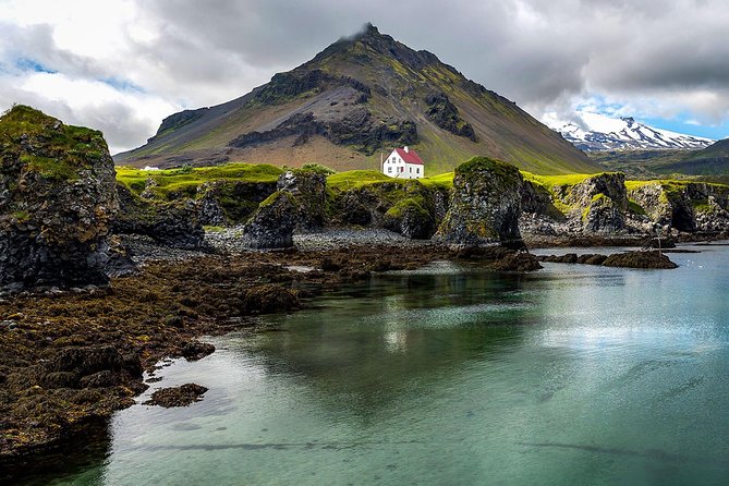 Snaefellsnes National Park and Natural Wonders from Reykjavik - Djúpalónssandur Beach: black lava pearls and sea-fisher history