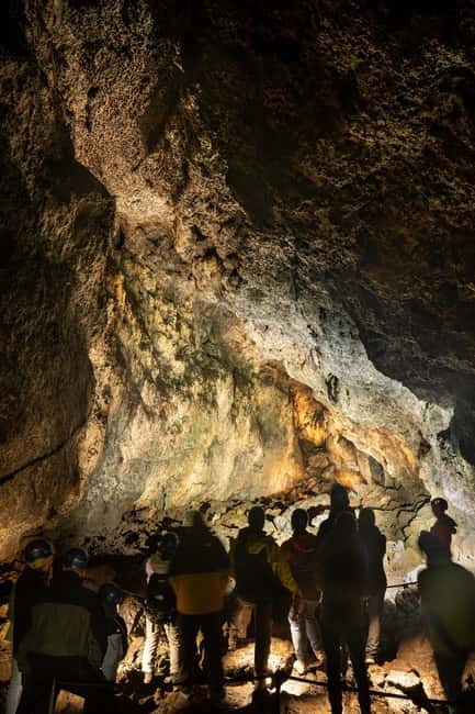 Snæfellsnes: Vatnshellir Lava Cave Tour - Dress for freezing temperatures, not for comfort vibes