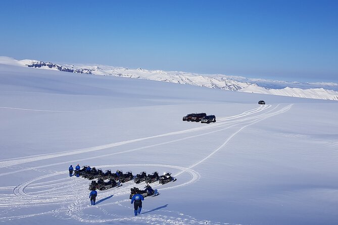 Snowmobile tour on Vatnajökull - Gear, Cold, and Safety: The Stuff That Makes or Breaks the Day