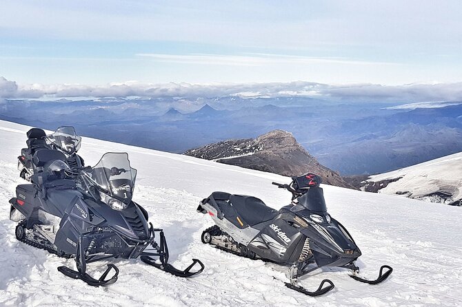 Snowmobiling on Eyjafjallajökull - Eyjafjallajökull ride highlights: Westman Islands and Goðasteinn
