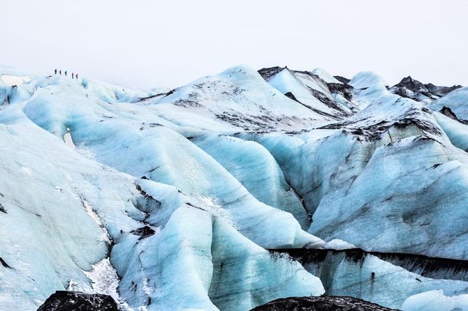 Sólheimajökull Glacier Hike & Ice Climbing Intro - Small Group - Gear and Clothing: The Stuff That Keeps the Day Smooth