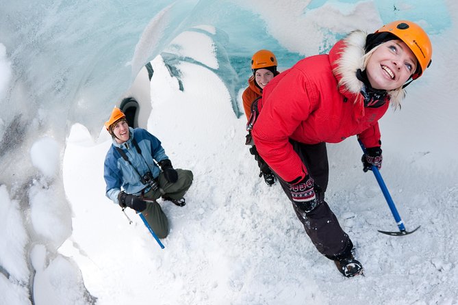 Sólheimajökull Glacier Hike - Small Group Blue Ice Adventure - What to wear so you stay warm, steady, and comfortable