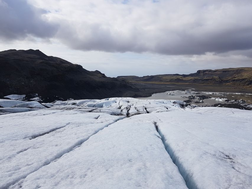 Sólheimajökull Ice Climbing Tour - The 4-Hour Flow: Gear Up, Climb Walls, and Try Different Ice Spots