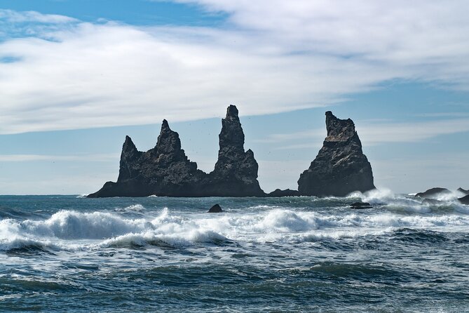 South Coast and Glacier Walk Full day Private Tour From Reykjavík - Seljalandsfoss, the waterfall you can walk behind