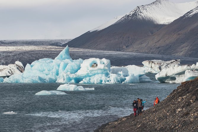 South Coast, Diamond Beach and Glacier Lagoon Day Tour - Seljalandsfoss: Walking Behind the Waterfall (When Conditions Allow)
