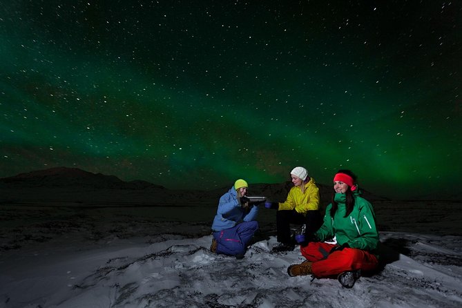 South Coast, Glacier Hike & Northern Lights from Reykjavik - Getting picked up: 8:00 am starts and the small details that matter