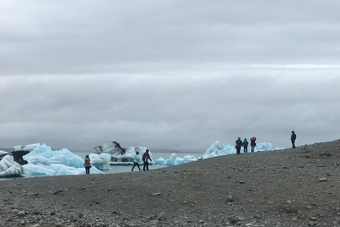 South Iceland and Glacier Lagoon: Jökulsárlón with Boat Tour - Passing volcano country, then Skógafoss like a warm-up