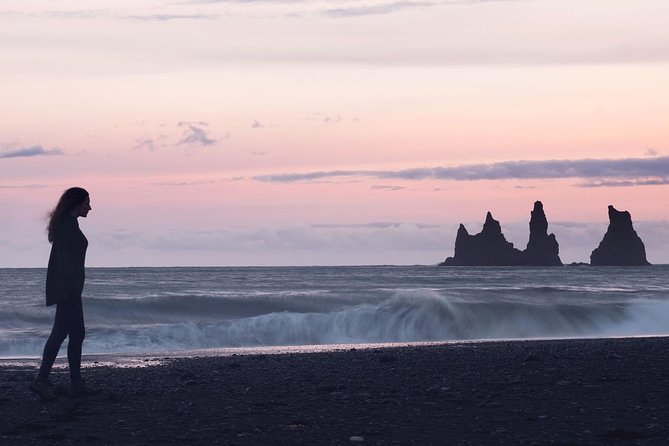 South Iceland, Glacier and Black Sand Beach Small Group Tour - Vík time: lunch in a photo-friendly town