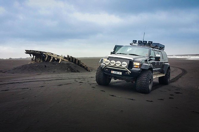 South Shore and Eyjafjallajökull Super Jeep Tour from Reykjavik - Seljalandsfoss: Walking Behind the 60-Meter Waterfall