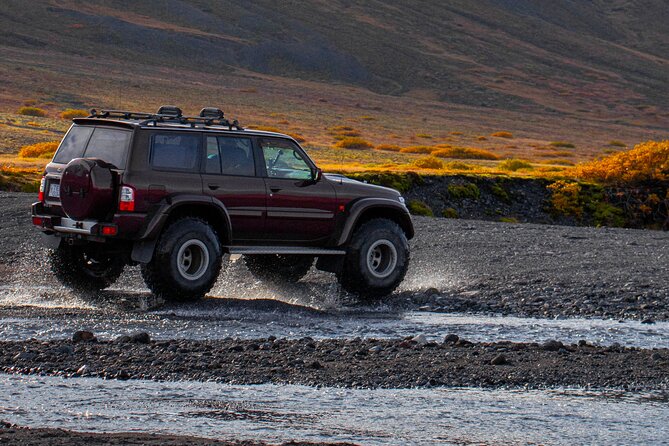 Super Jeep Private Tour at Thórsmörk - Coffee, Snacks, and a Midafternoon Reset