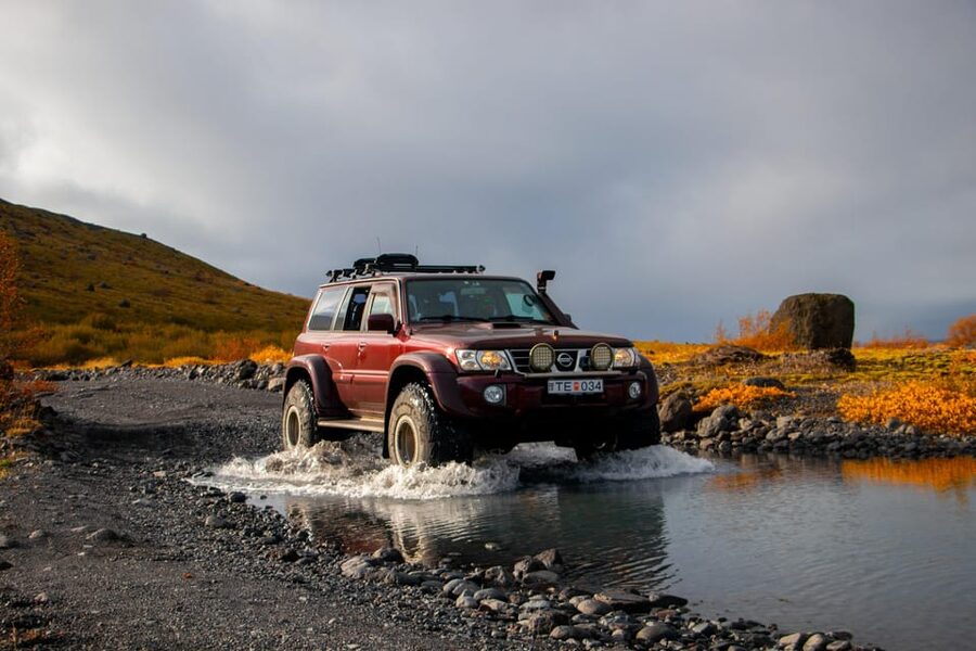 Super Jeep Private tour in Þórsmörk - What to pack so the day stays fun, not miserable