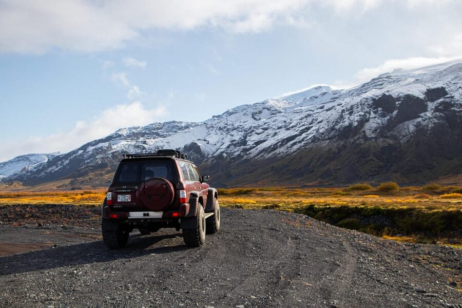 Super Jeep Private tour in Þórsmörk - Pickup and timing for a full 9-hour adventure